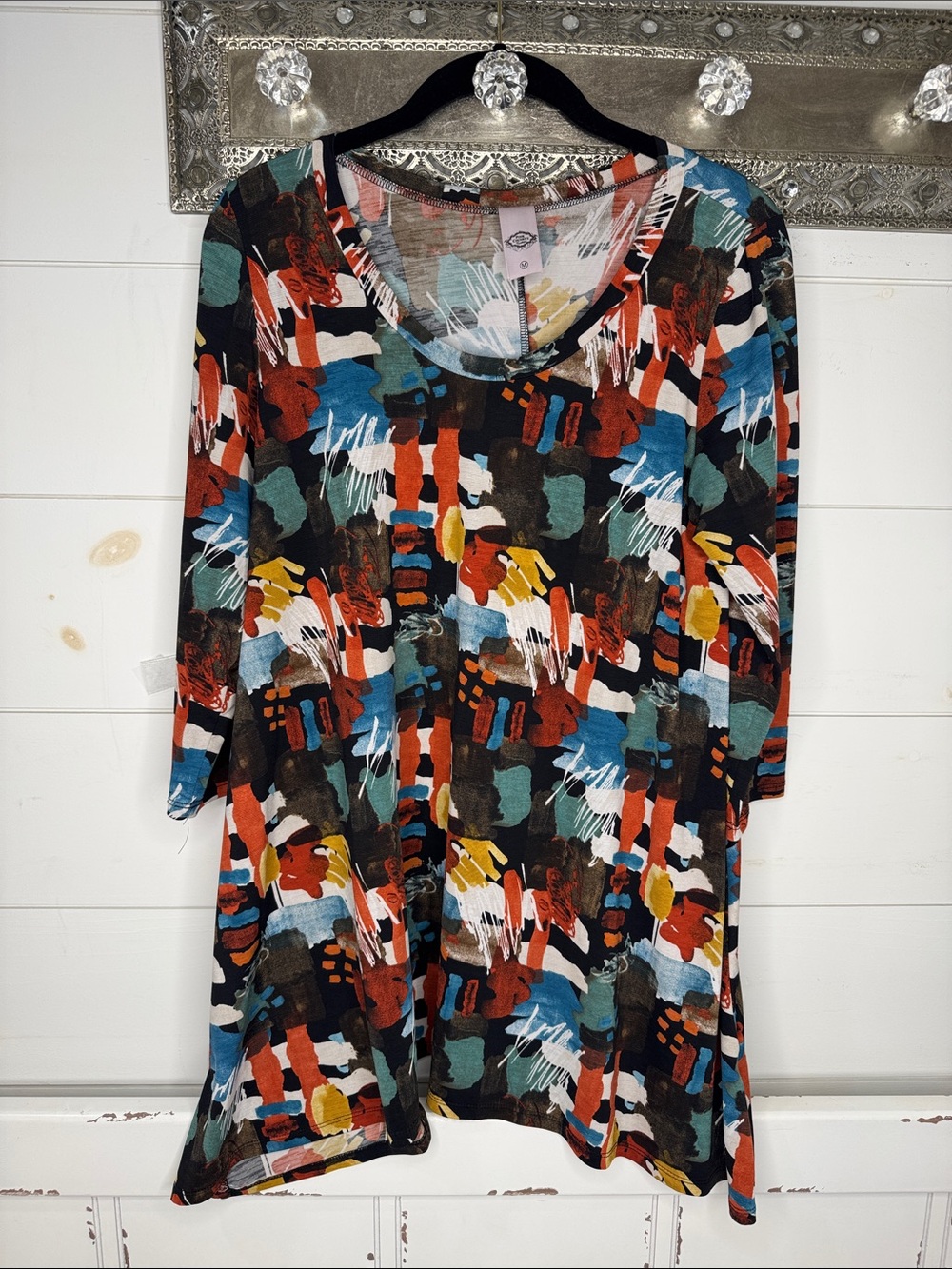 Pink Lily Abstract Scoop Neck Tunic in Multi Hues